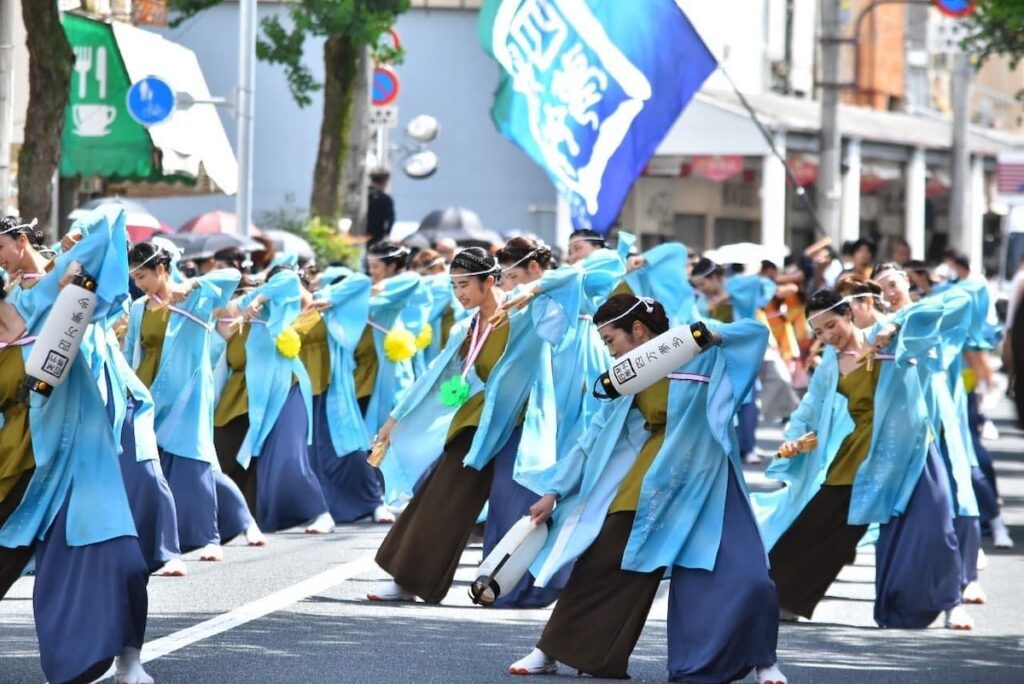 四万十町よさこい踊り子隊　四万夢多