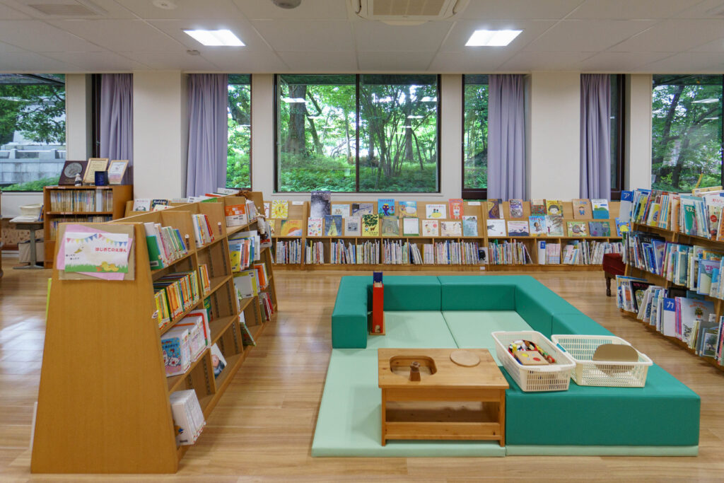 高知こどもの図書館